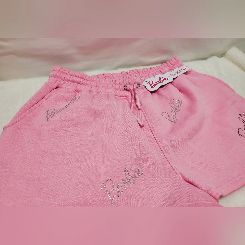 Nwt Limited Edition Barbie Pink Rhinestone Women's - Picture 3 of 3